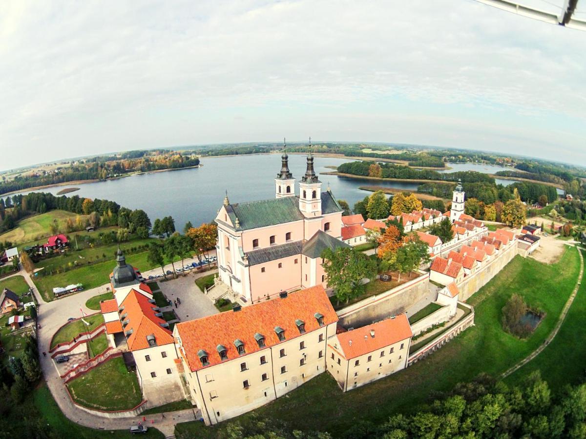 Pokamedulski Klasztor W Wigrach Wigry Buitenkant foto